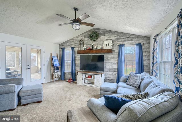 35 COULSON DR, Colora, MD 21917