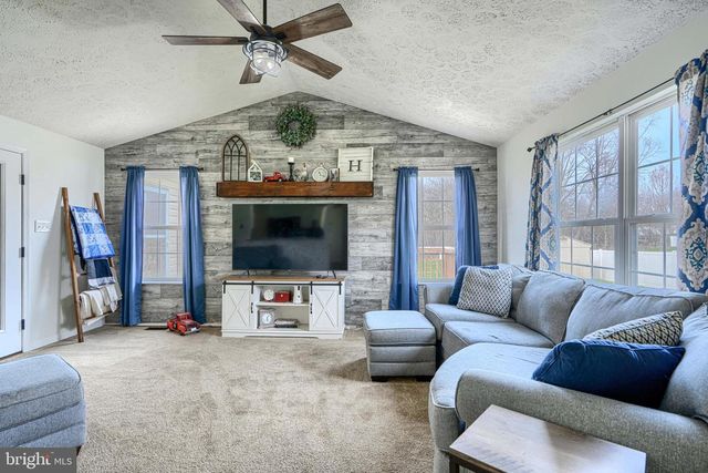 35 COULSON DR, Colora, MD 21917