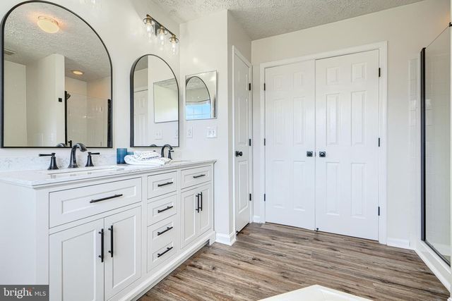 35 COULSON DR, Colora, MD 21917