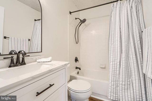 35 COULSON DR, Colora, MD 21917