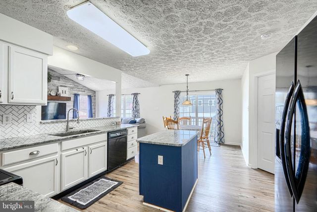 35 COULSON DR, Colora, MD 21917