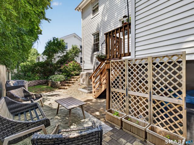 13 Sunnyside East Road 13, Norwich, CT 06360