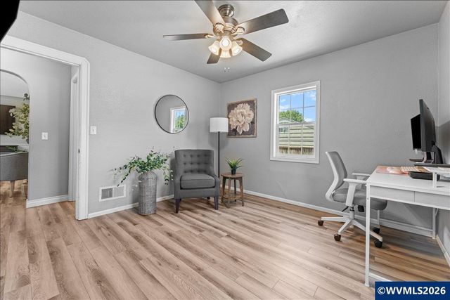 506 Evans Av N, Keizer, OR 97303