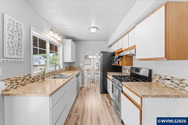 506 Evans Av N, Keizer, OR 97303