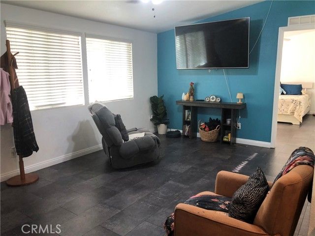 4901 Green River 292, Corona, CA 92878