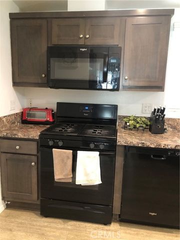 4901 Green River 292, Corona, CA 92878