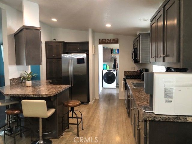 4901 Green River 292, Corona, CA 92878