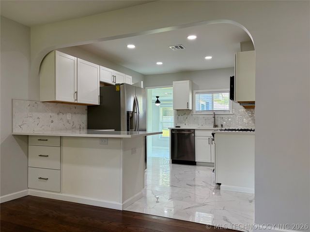 5315 E 33rd Street, Tulsa, OK 74135