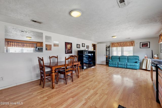 1703 Leland School Road NE, Leland, NC 28451