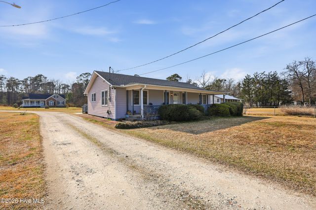 1703 Leland School Road NE, Leland, NC 28451