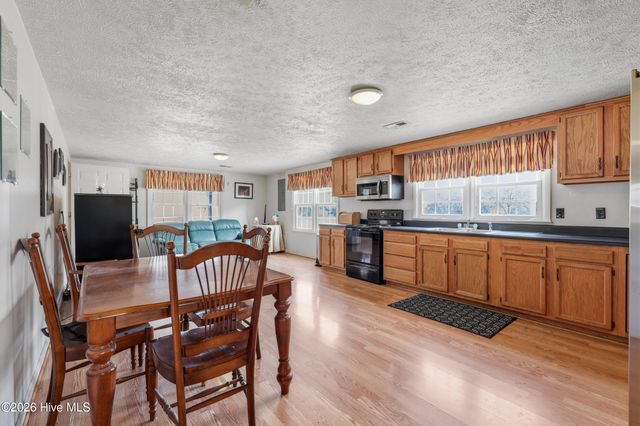 1703 Leland School Road NE, Leland, NC 28451