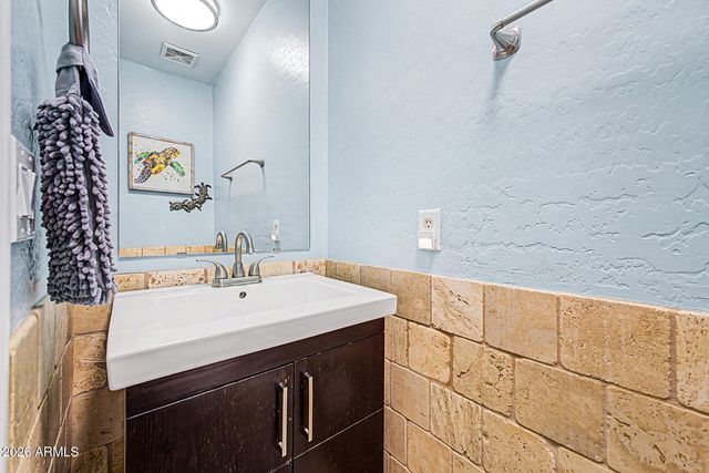 3763 S CHAPARRAL Road, Apache Junction, AZ 85119