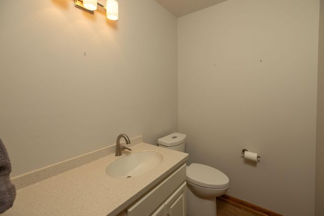 1406 21st Avenue NE, Rochester, MN 55906