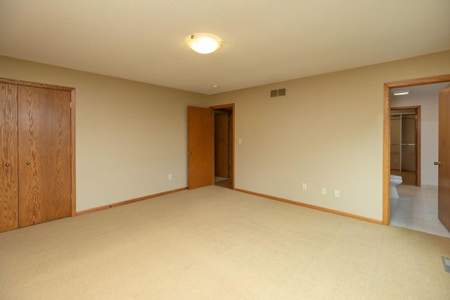 1406 21st Avenue NE, Rochester, MN 55906