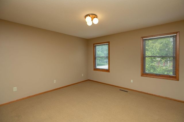 1406 21st Avenue NE, Rochester, MN 55906