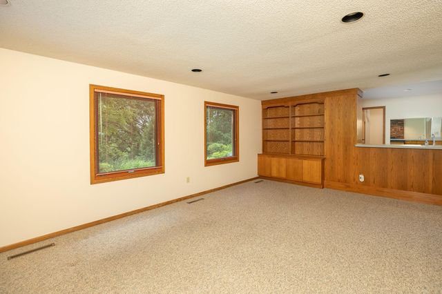 1406 21st Avenue NE, Rochester, MN 55906