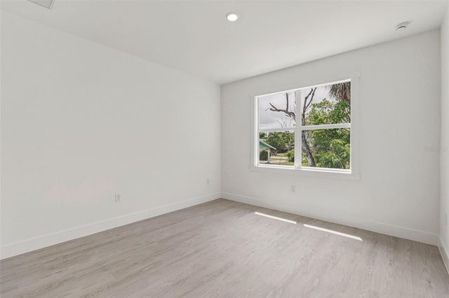 627 FITZHUGH AVENUE, Punta Gorda, FL 33950