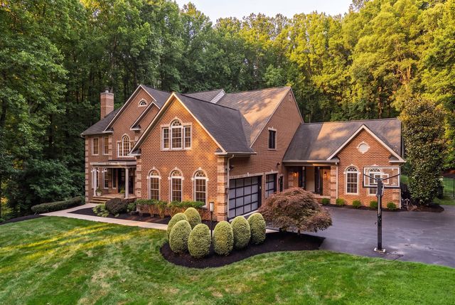 13773 LAKESIDE DR, Clarksville, MD 21029