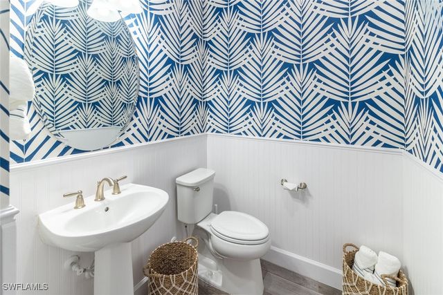 8754 Calypso CT, Naples, FL 34112