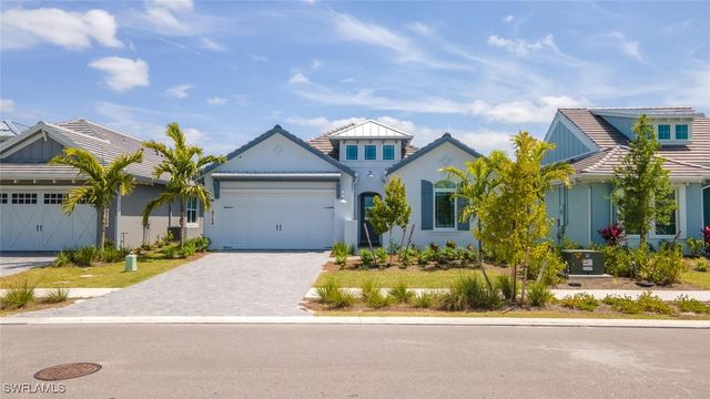 8754 Calypso CT, Naples, FL 34112