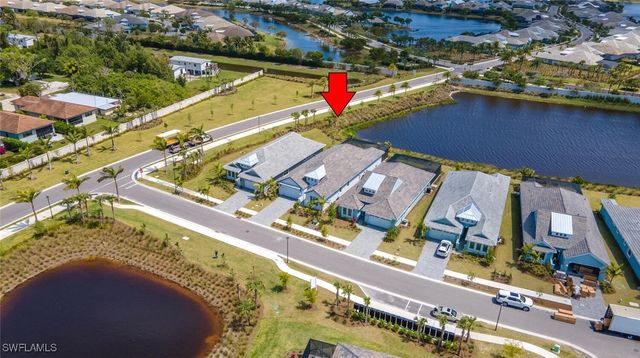 8754 Calypso CT, Naples, FL 34112