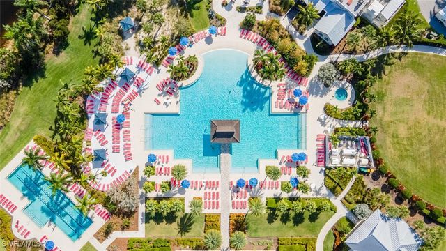 8754 Calypso CT, Naples, FL 34112