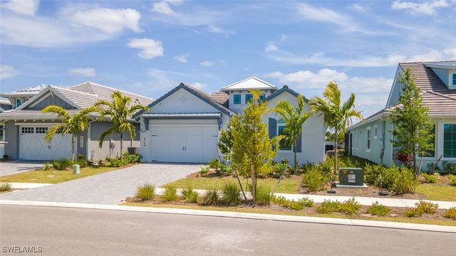 8754 Calypso CT, Naples, FL 34112