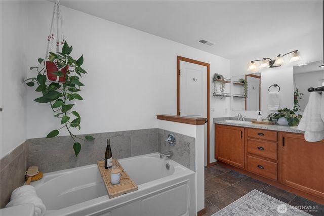 6719 6th Avenue SW, Tumwater, WA 98501