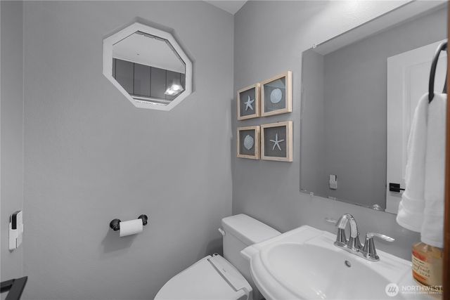 6719 6th Avenue SW, Tumwater, WA 98501