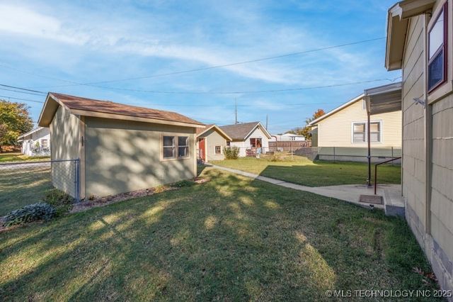 311 S Quapaw Avenue, Bartlesville, OK 74003