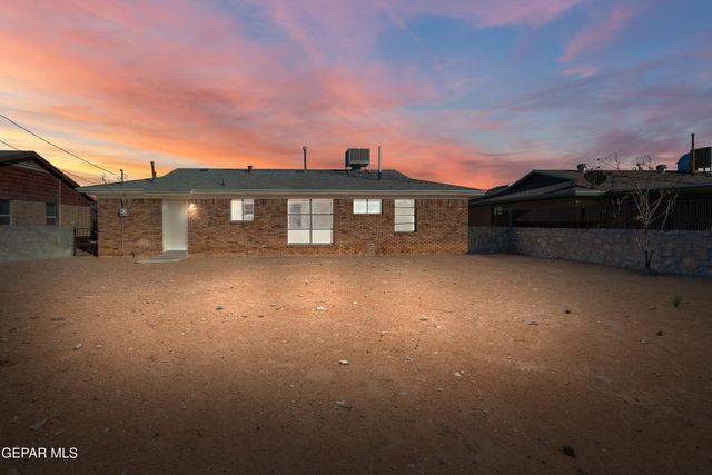 10081 MANITOBA Street, El Paso, TX 79924