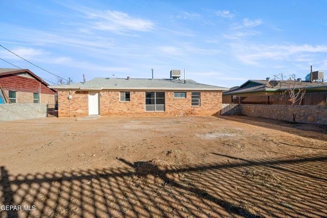 10081 MANITOBA Street, El Paso, TX 79924