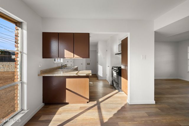 10081 MANITOBA Street, El Paso, TX 79924