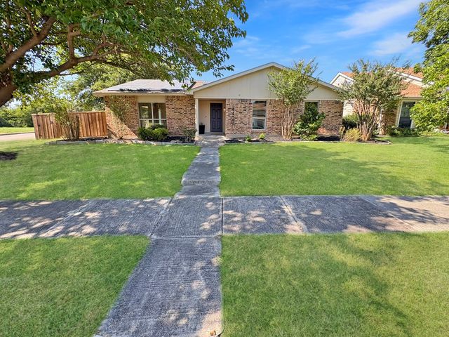 4400 Larner Street, The Colony, TX 75056