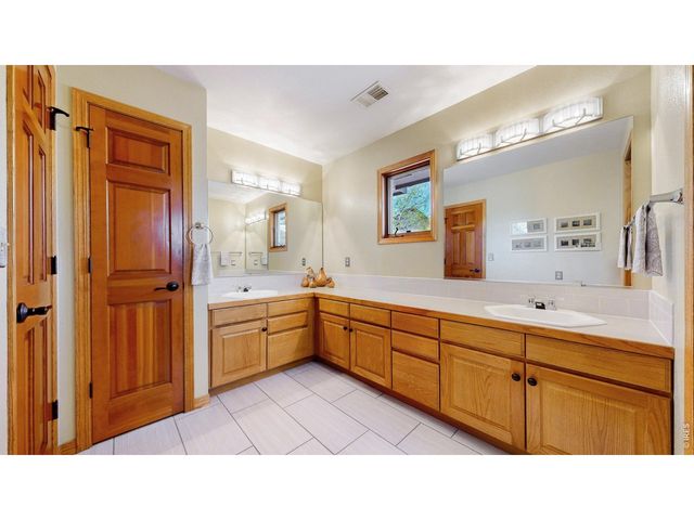 4813 Hinsdale Dr, Fort Collins, CO 80526