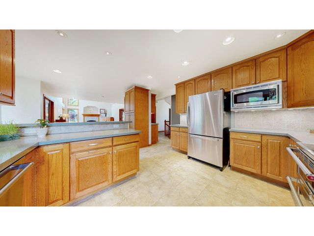 4813 Hinsdale Dr, Fort Collins, CO 80526