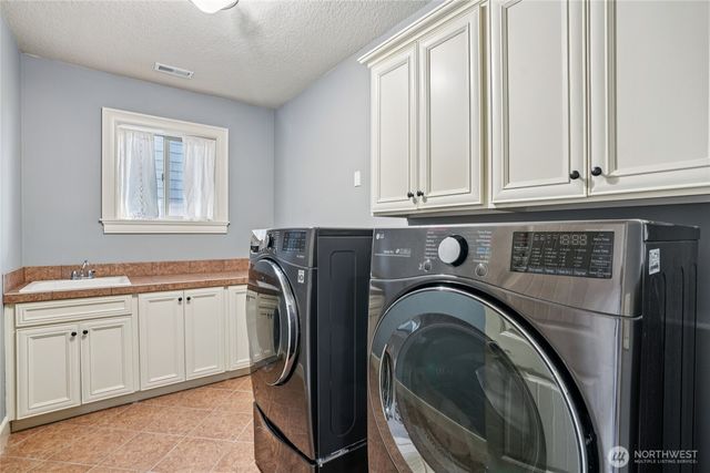 795 W X Street, Washougal, WA 98671