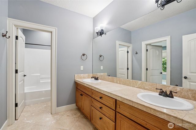 795 W X Street, Washougal, WA 98671