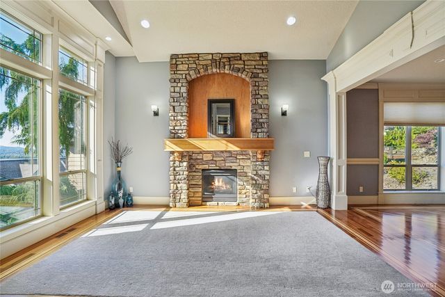 795 W X Street, Washougal, WA 98671