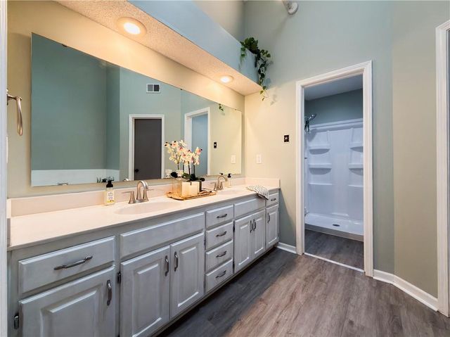 15026 W 146 Street, Olathe, KS 66062