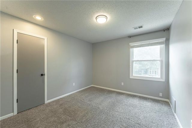15026 W 146 Street, Olathe, KS 66062