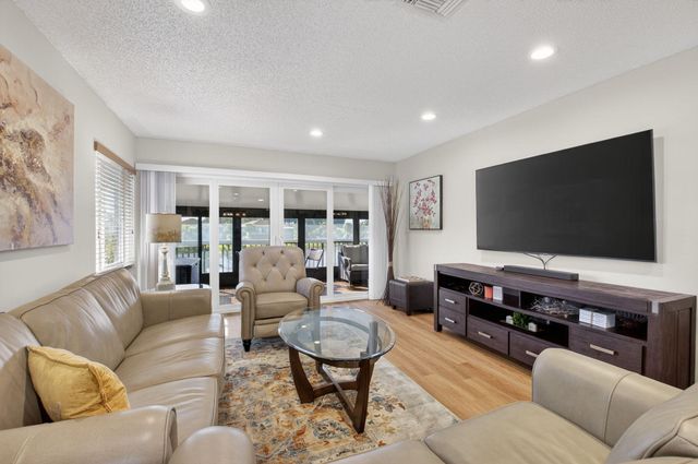 5844 Areca Palm Ct., Unit B, Delray Beach, FL 33484