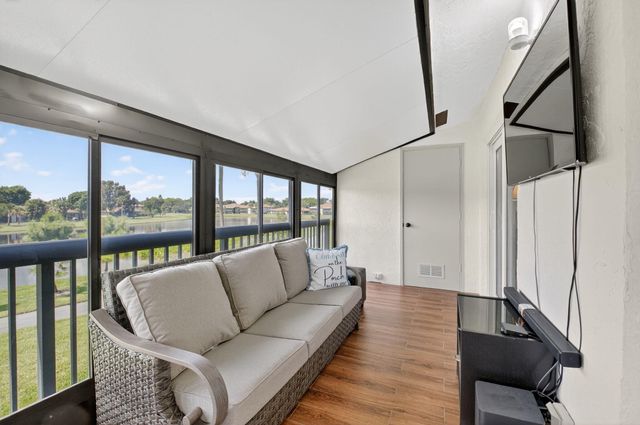 5844 Areca Palm Ct., Unit B, Delray Beach, FL 33484