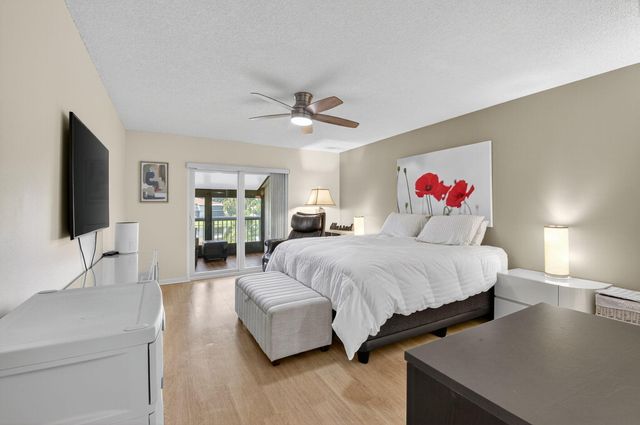 5844 Areca Palm Ct., Unit B, Delray Beach, FL 33484