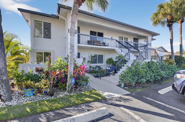 5844 Areca Palm Ct., Unit B, Delray Beach, FL 33484