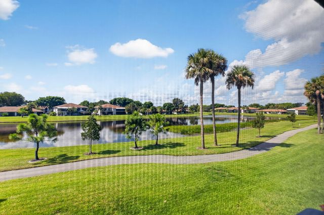 5844 Areca Palm Ct., Unit B, Delray Beach, FL 33484