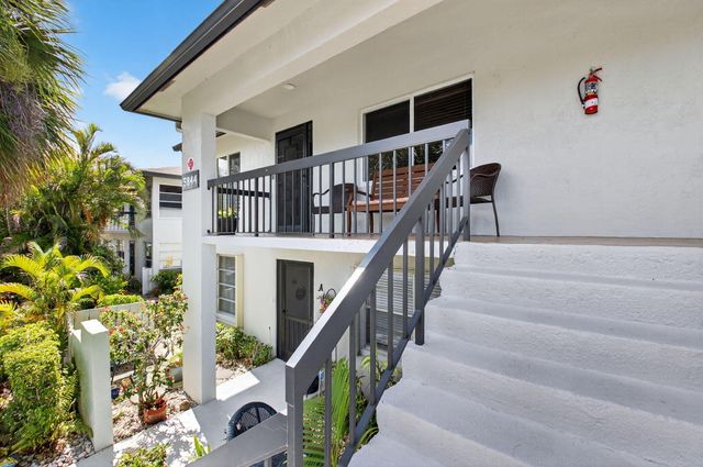 5844 Areca Palm Ct., Unit B, Delray Beach, FL 33484