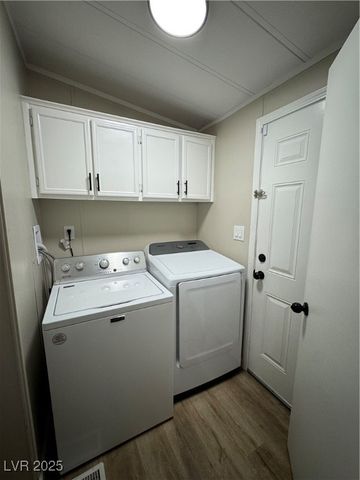 1111 South Comstock Circle, Pahrump, NV 89048