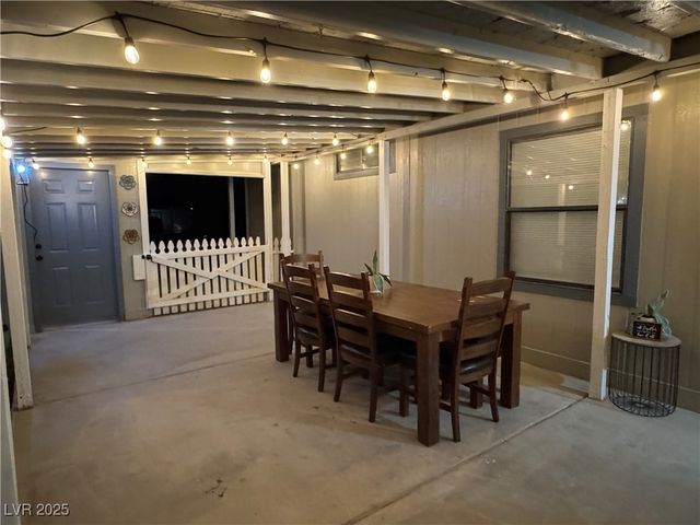 1111 South Comstock Circle, Pahrump, NV 89048