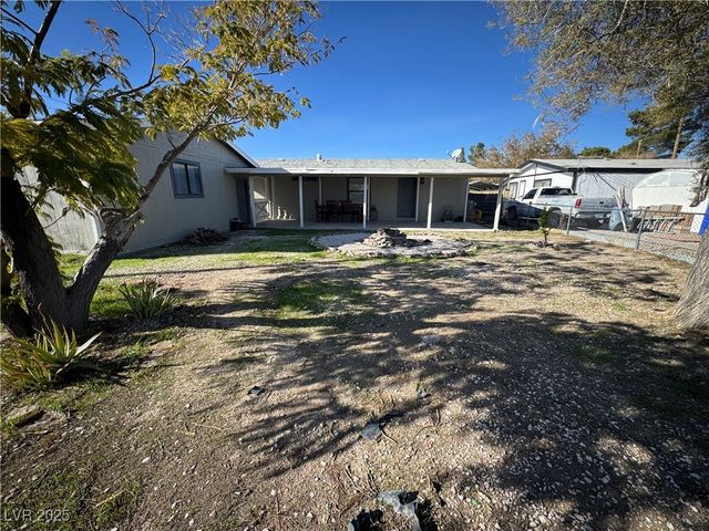 1111 South Comstock Circle, Pahrump, NV 89048